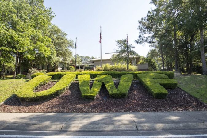 UWF Hedges