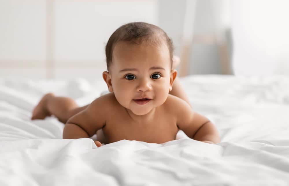Morning,time.,portrait,of,cute,naked,african,american,baby,crawling - Rick's Blog